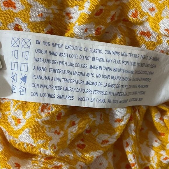 Forever 21 yellow floral button front crop top Size S women’s - Picture 5 of 7